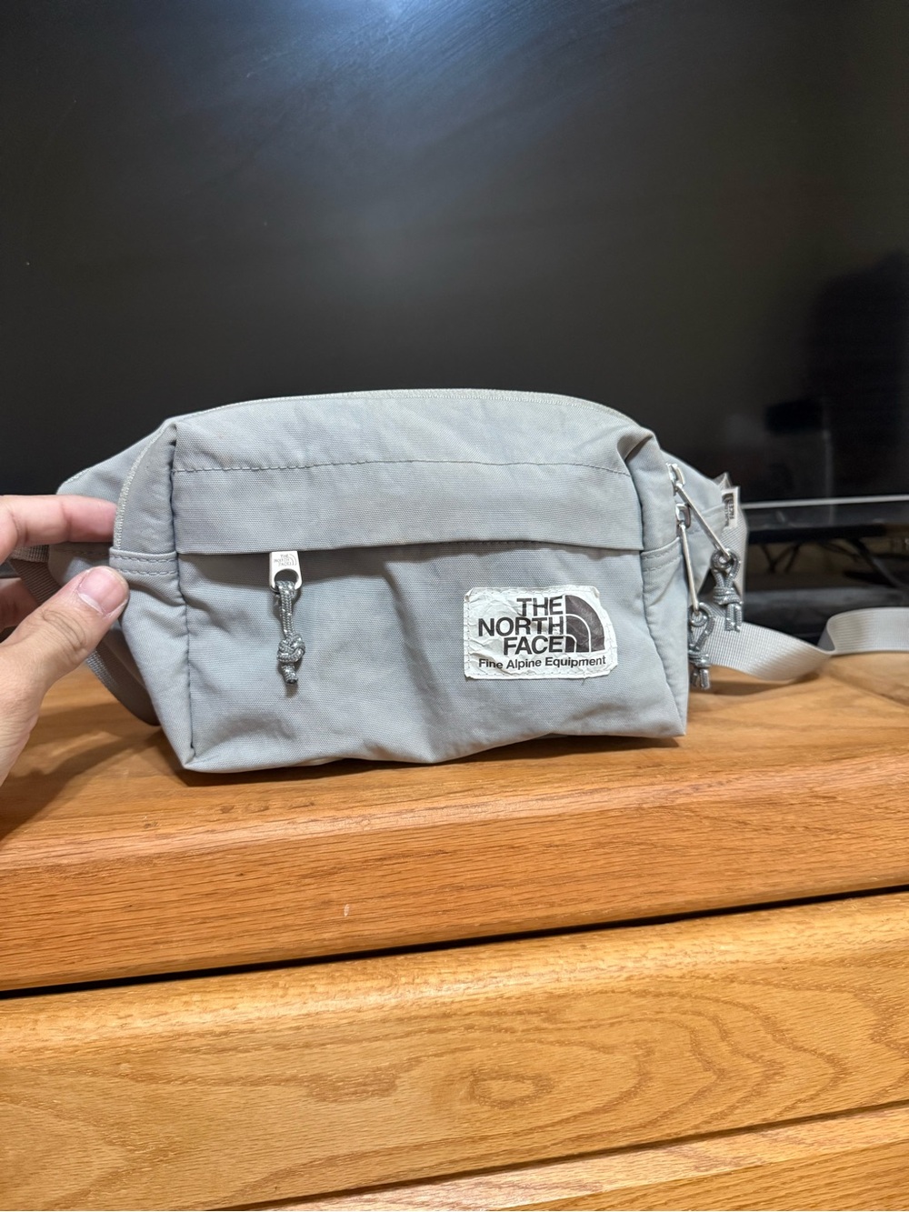 The North Face Light Gray Waist/fanny pack bag